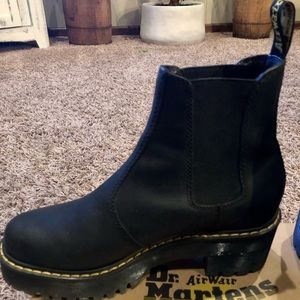 Dr. Martens Rometty Chelsea boots Sz 8